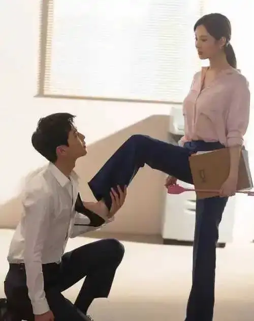 西檬之家-字母圈新人如何入圈？从BDSM基础术语到安全实践指南